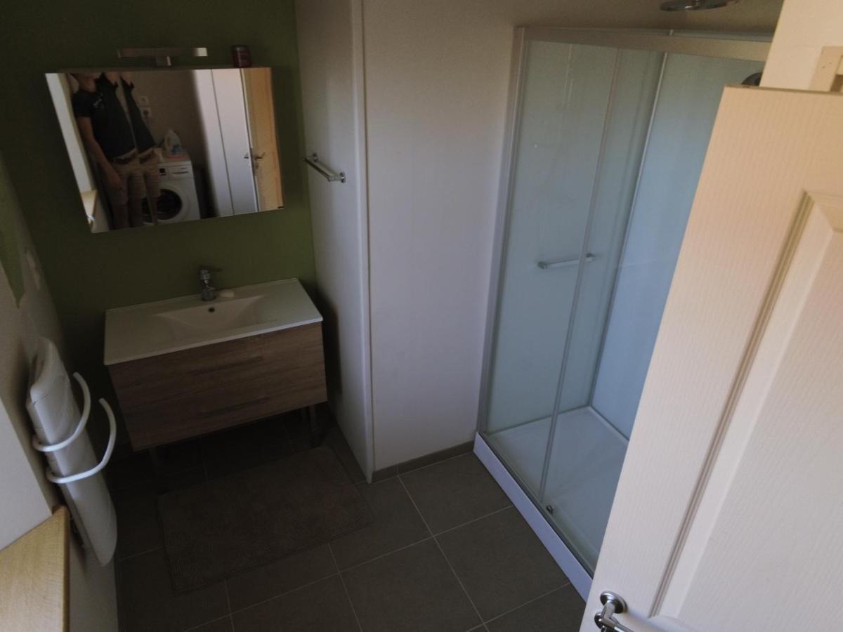 Logement Nenuphar Avallon Eksteriør billede